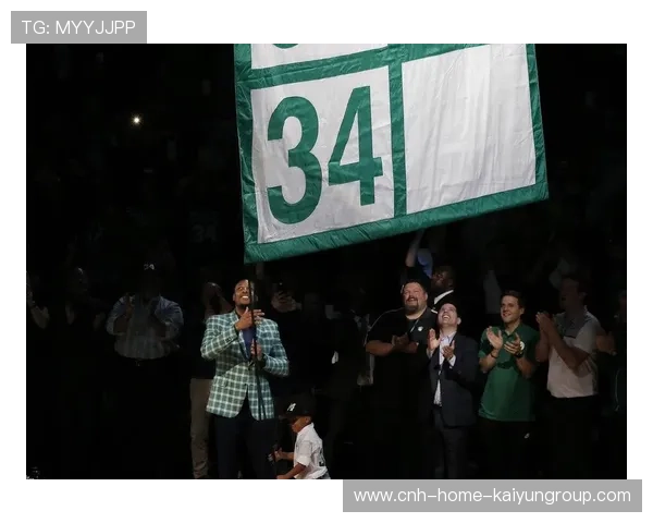 仅4人实现三队退役球衣壮举 全联盟退役1人 现役2人有望成焦点 仅4人实现三队退役球衣壮举 全联盟退役1人 现役2人有望成焦点