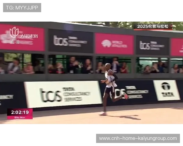 伦敦马拉松跑手破纪录,现场欢呼不断,伦敦马拉松比赛 伦敦马拉松跑手破纪录,现场欢呼不断,伦敦马拉松比赛