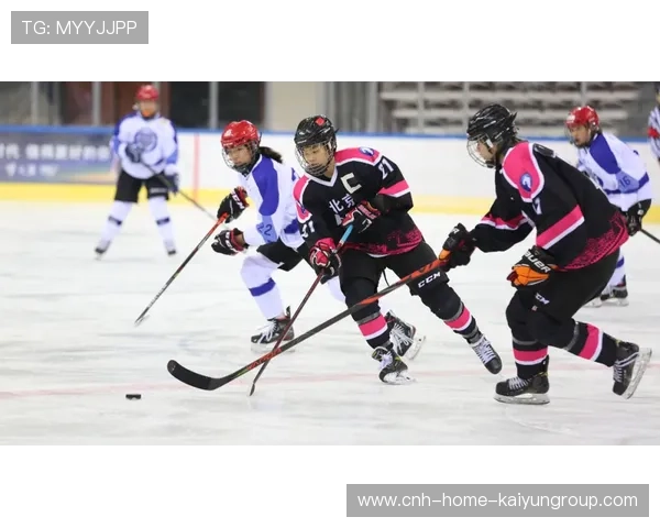 冰球青少年联赛推行“零暴力条款”受家长欢迎