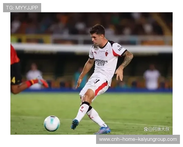 普利西奇横传门前，吉鲁抢点差半步，普利西奇穿过的球衣号码